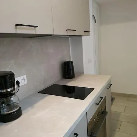 Superbe T2 Proche De La - Climatisation + Parking Апартаменты Кане