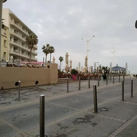 Apartment Superbe T2 Proche De La - Climatisation + Parking *